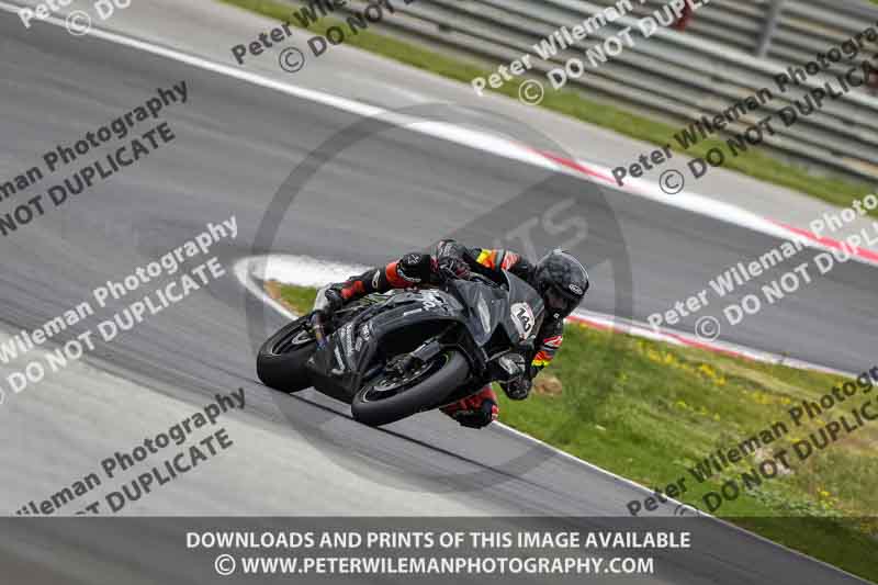 cadwell no limits trackday;cadwell park;cadwell park photographs;cadwell trackday photographs;enduro digital images;event digital images;eventdigitalimages;navarra;no limits trackdays;peter wileman photography;racing digital images;trackday digital images;trackday photos